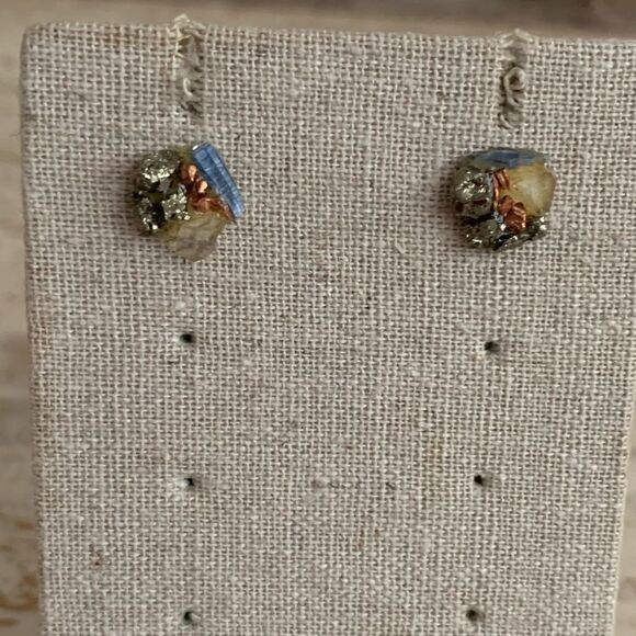 None Jewelry - Crystal studs 